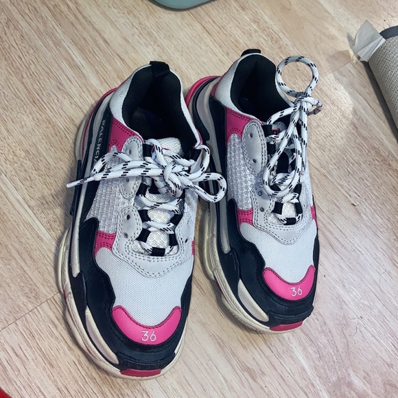Balenciaga triple s sneakers - Picture 5 of 5